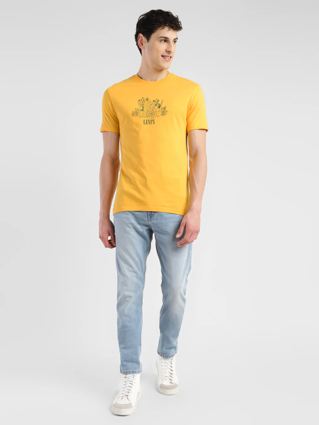 Men's Graphic Print Crew Neck T-shirt - Image 6