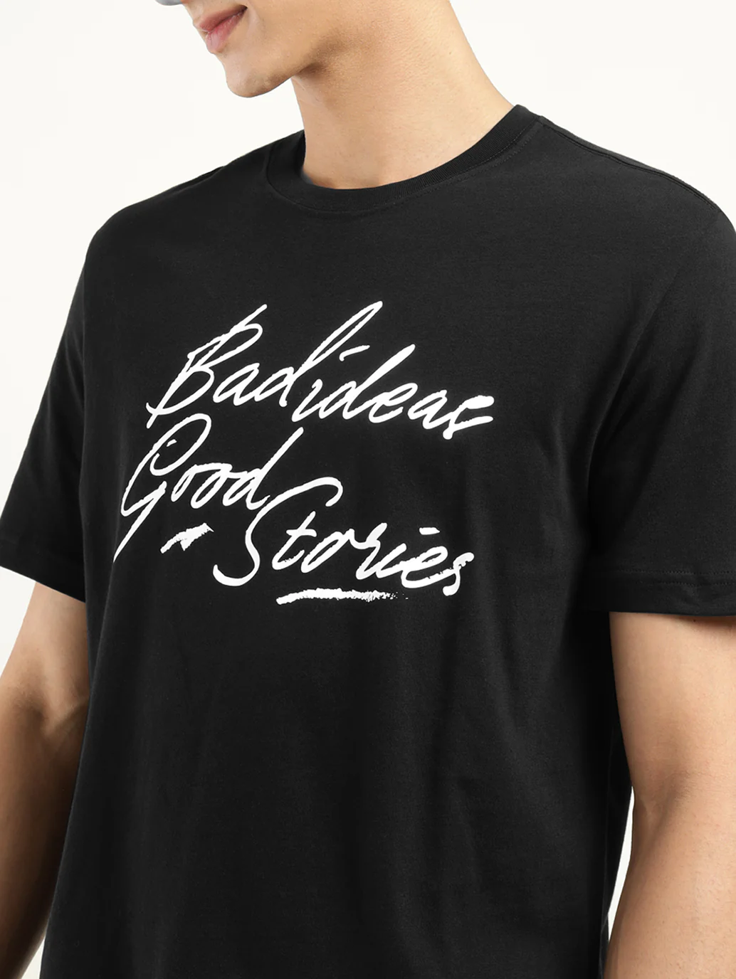 Men's Graphic Print Crew Neck T-shirt - Image 4