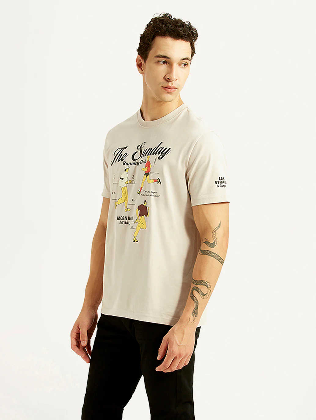 Men's Graphic Print Off-White Crew Neck T-shirt - Image 3