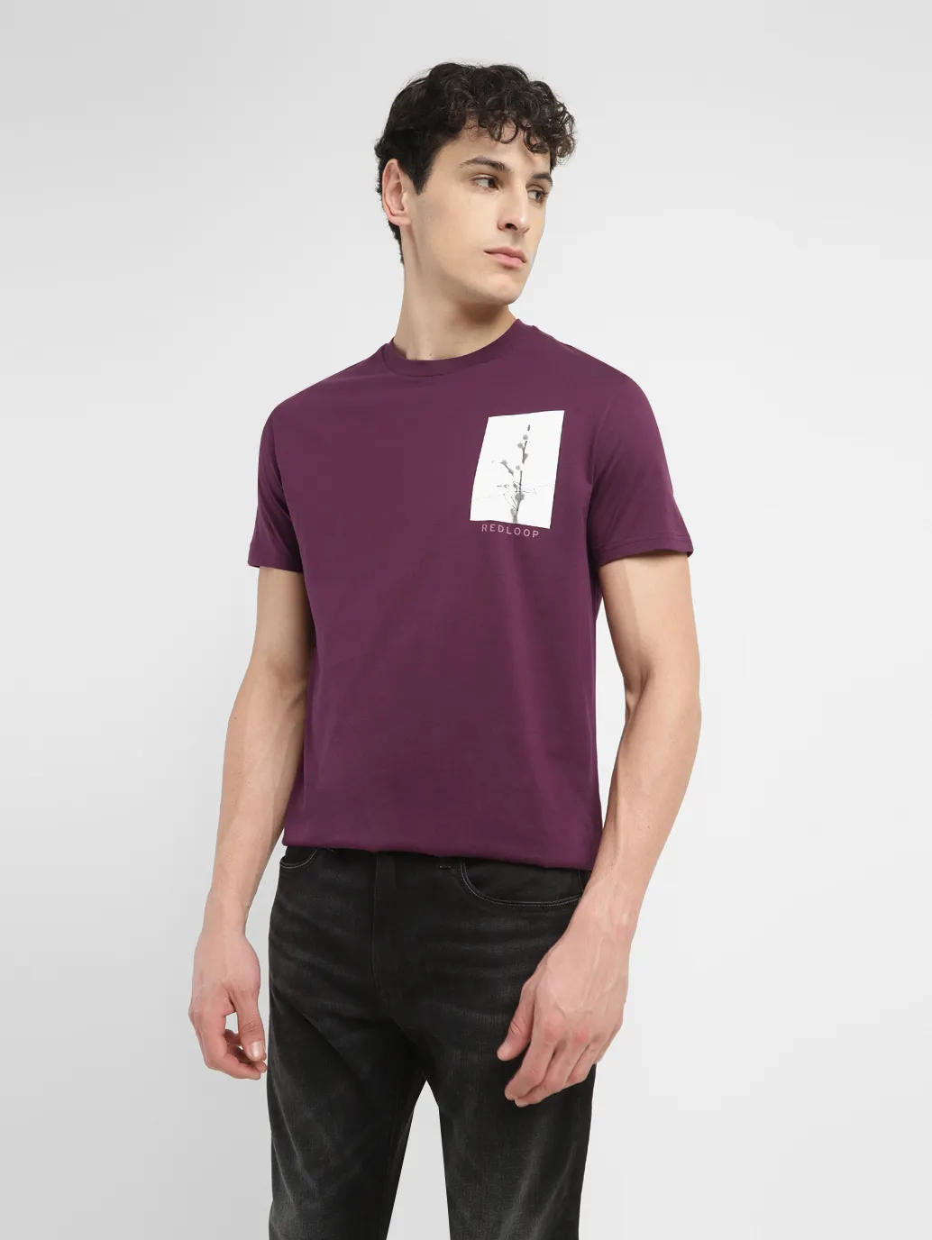 Men's Redloop Graphic Slim Fit T-shirt - Image 6