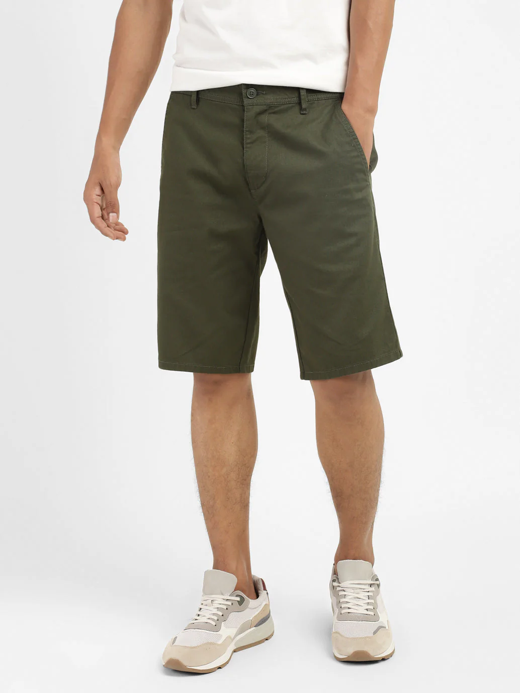 Men's Green Tapered Fit Shorts - Image 4
