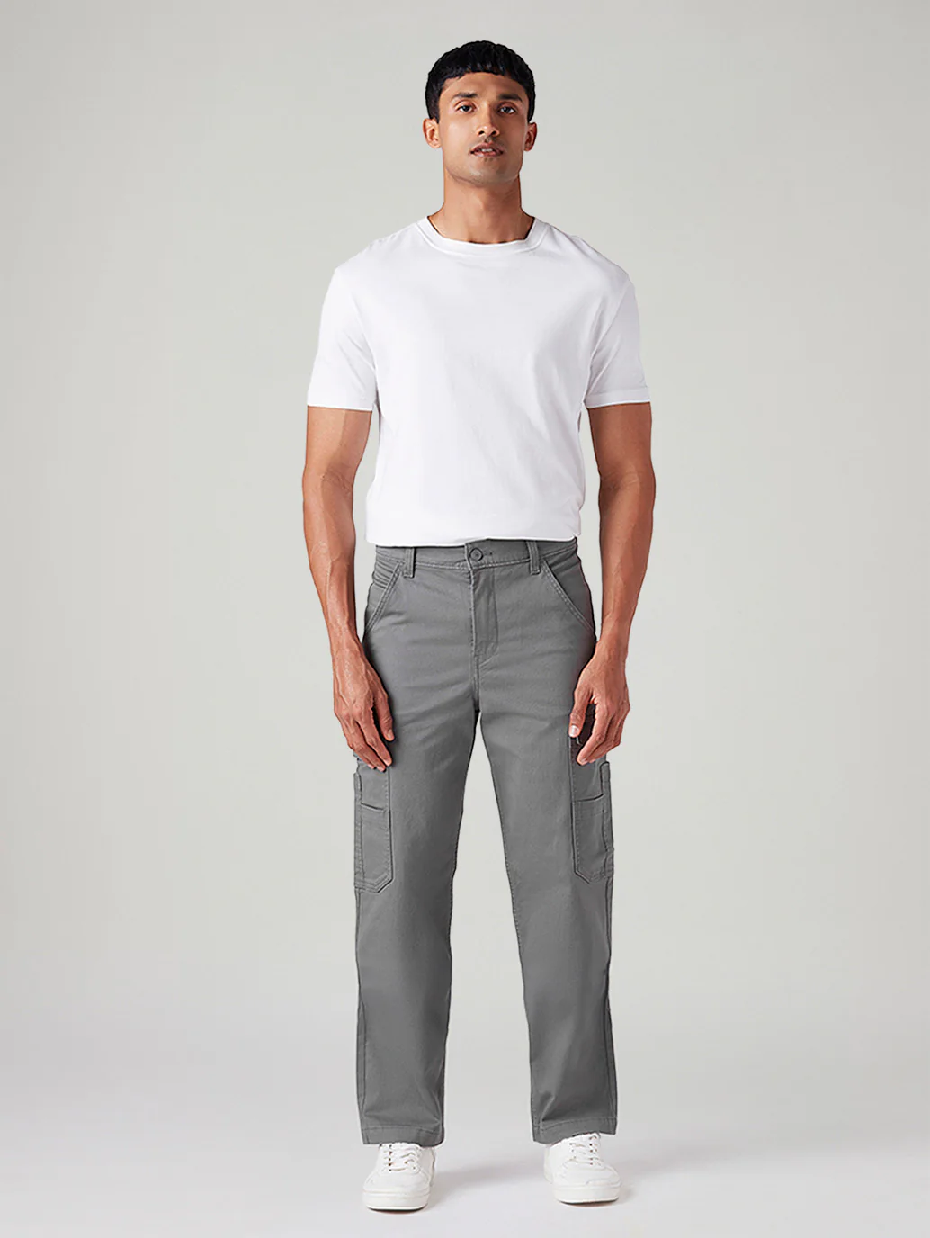 Men's Grey Straight Fit Mid Rise Commuter Cargos - Image 2