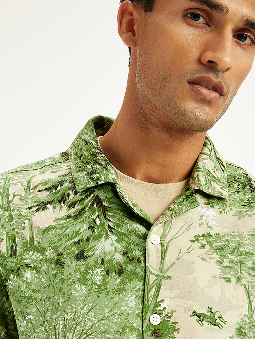 Men's Jacquard Regular Fit Camp Shirt - Image 5