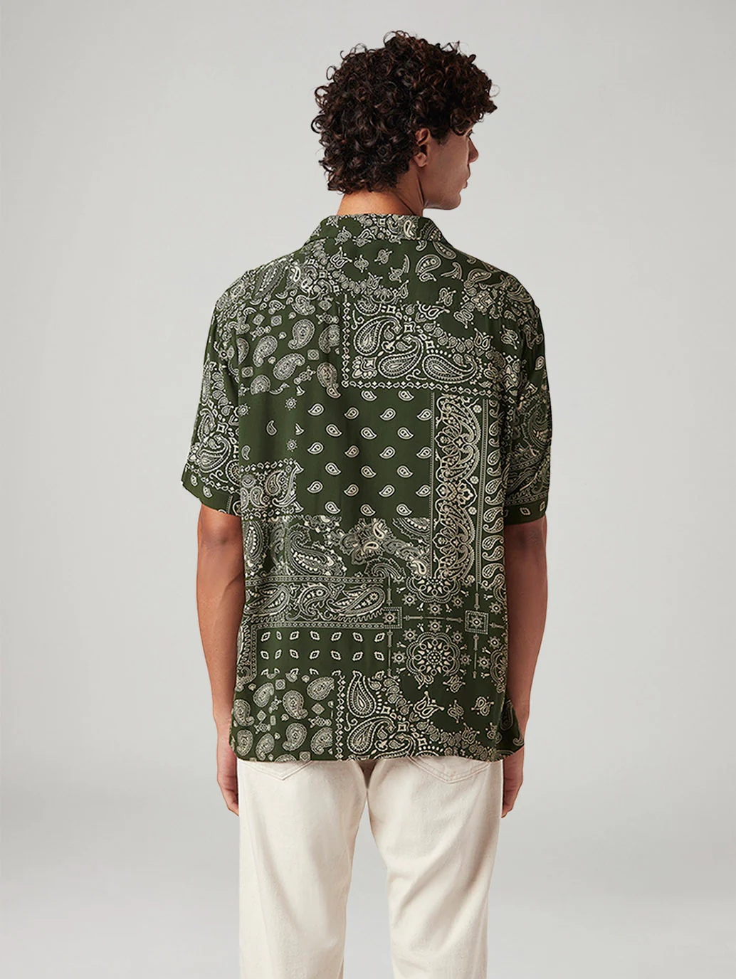 Men's Paisley Relaxed Fit Resort Collar Shirt - Image 3
