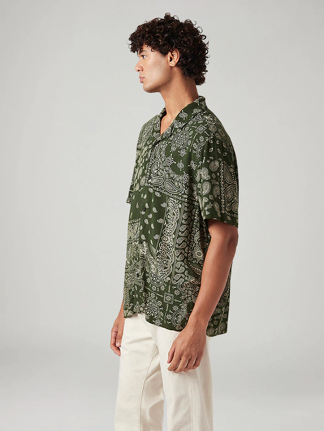 Men's Paisley Relaxed Fit Resort Collar Shirt - Image 5