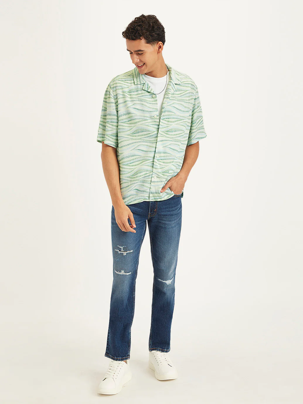 Men's Printed Regular Fit Camp Shirt - Image 4