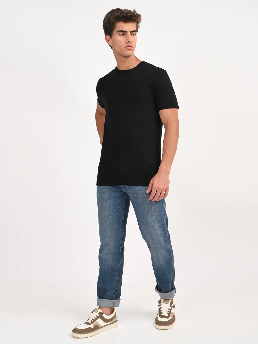 Men's Solid Black Slim Fit T-shirt - Image 2