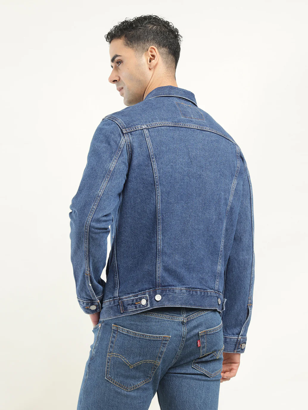 Men's Solid Blue Spread Collar Denim Jacket - Image 3