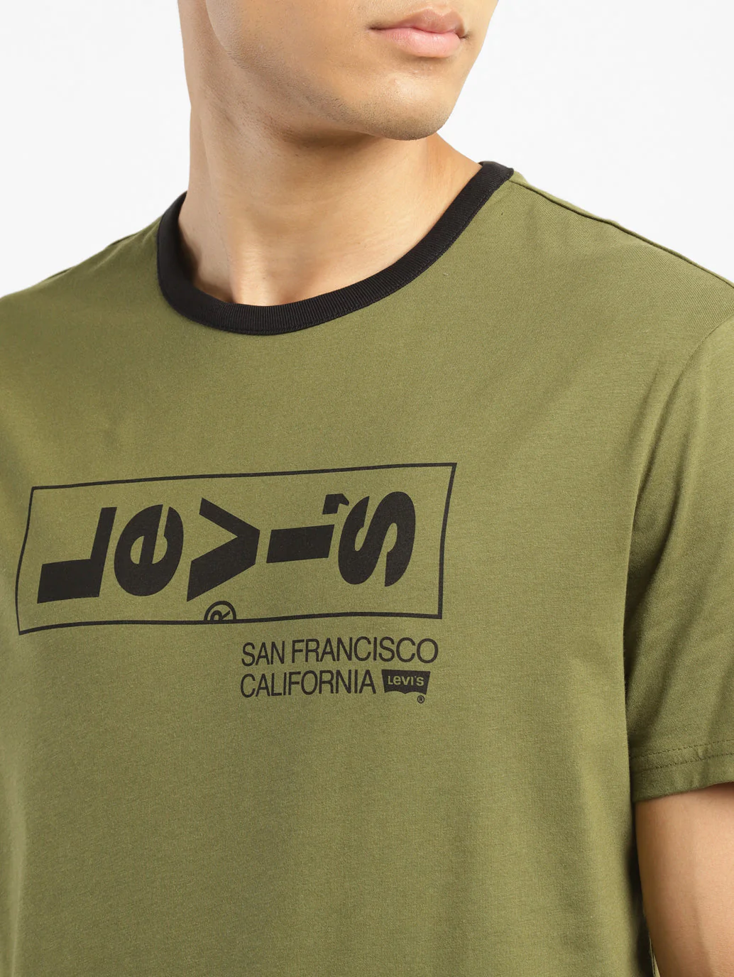 Men's Solid Crew Neck T-shirt - Image 5