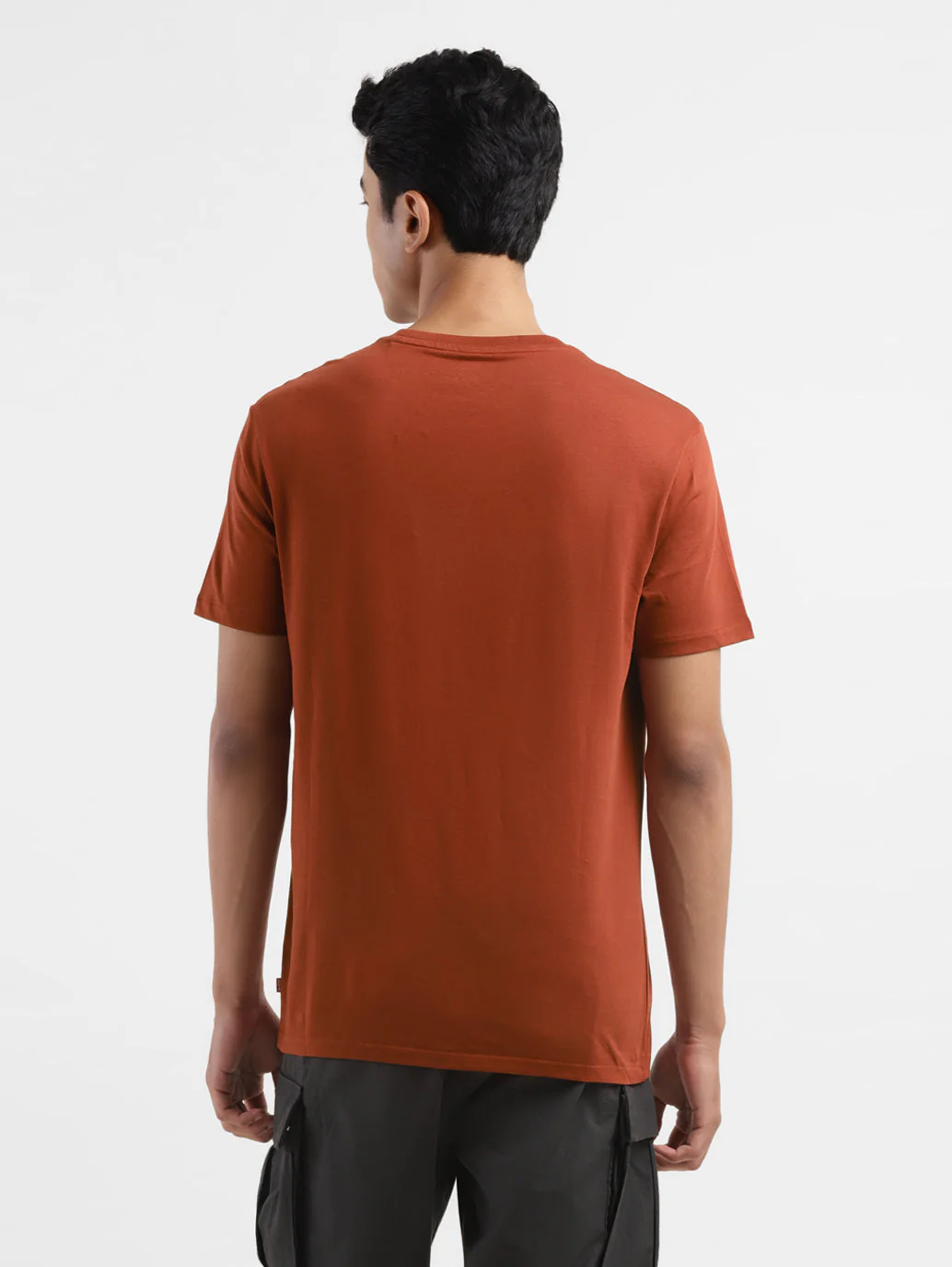 Men's Solid Crew Neck T-shirt - Image 3