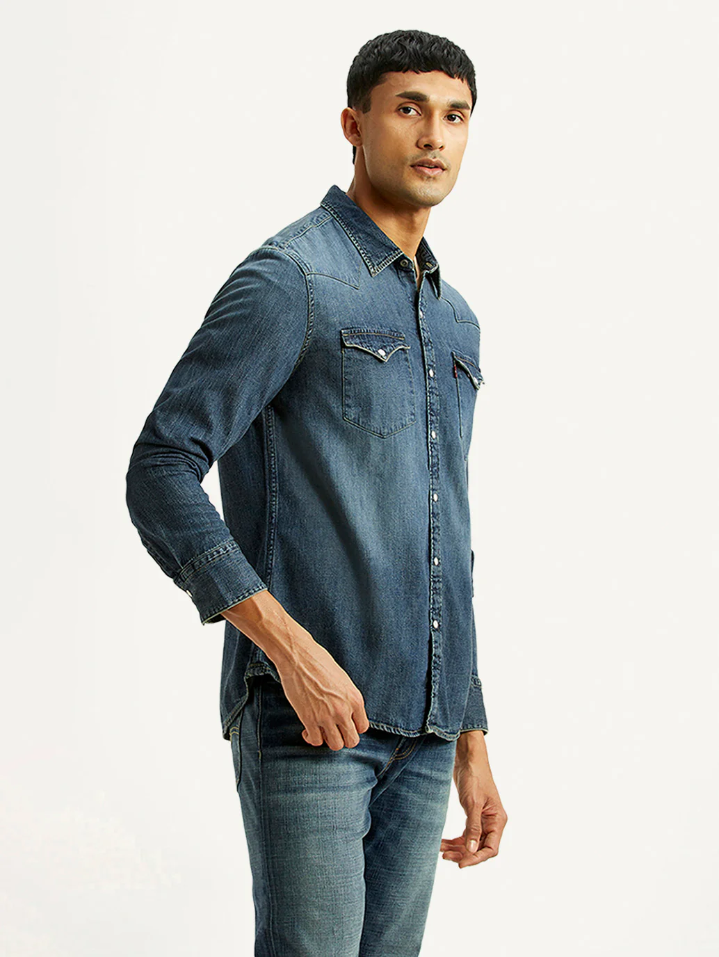 Men's Solid Indigo Slim Fit Denim Shirt - Image 3