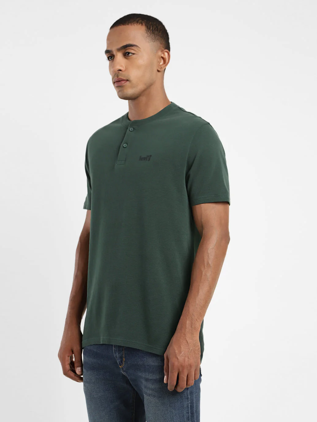 Men's Solid Henley Neck T-shirt - Image 4