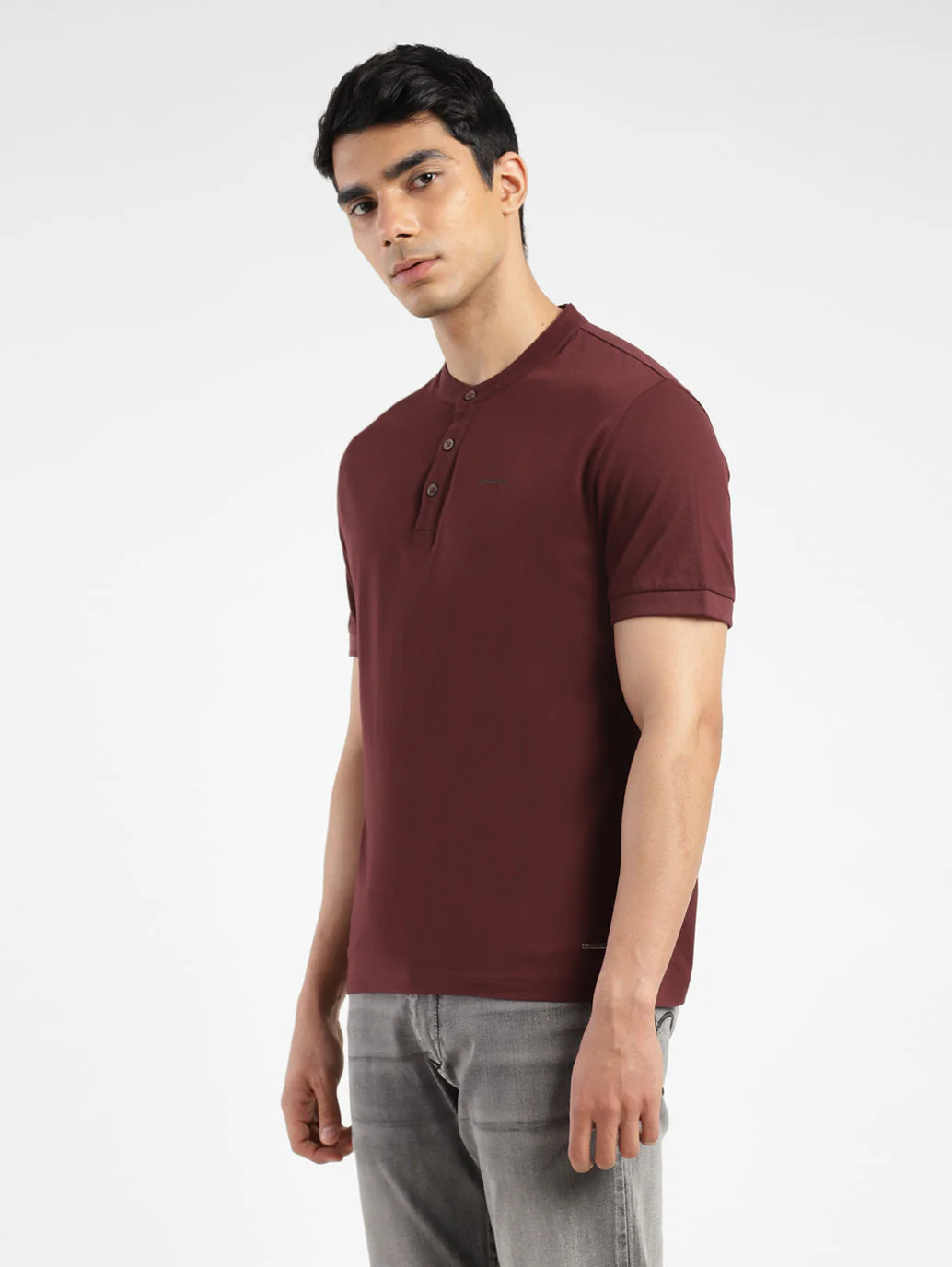 Men's Solid Henley T-Shirt - Image 4