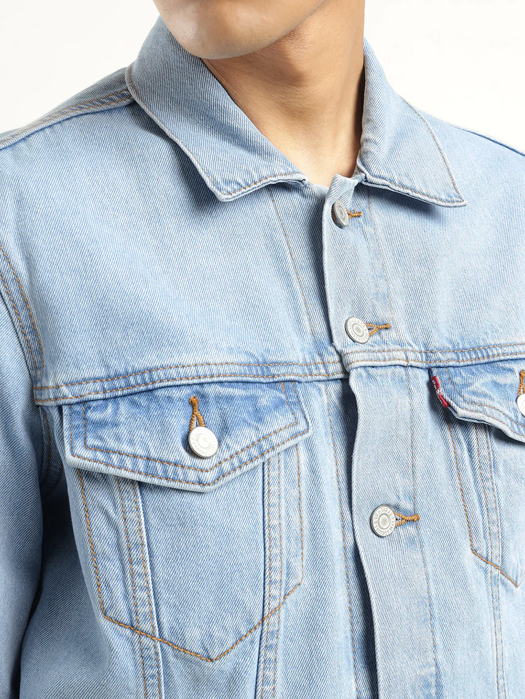 Men's Solid Light Blue Spread Collar Denim Jacket - Image 4