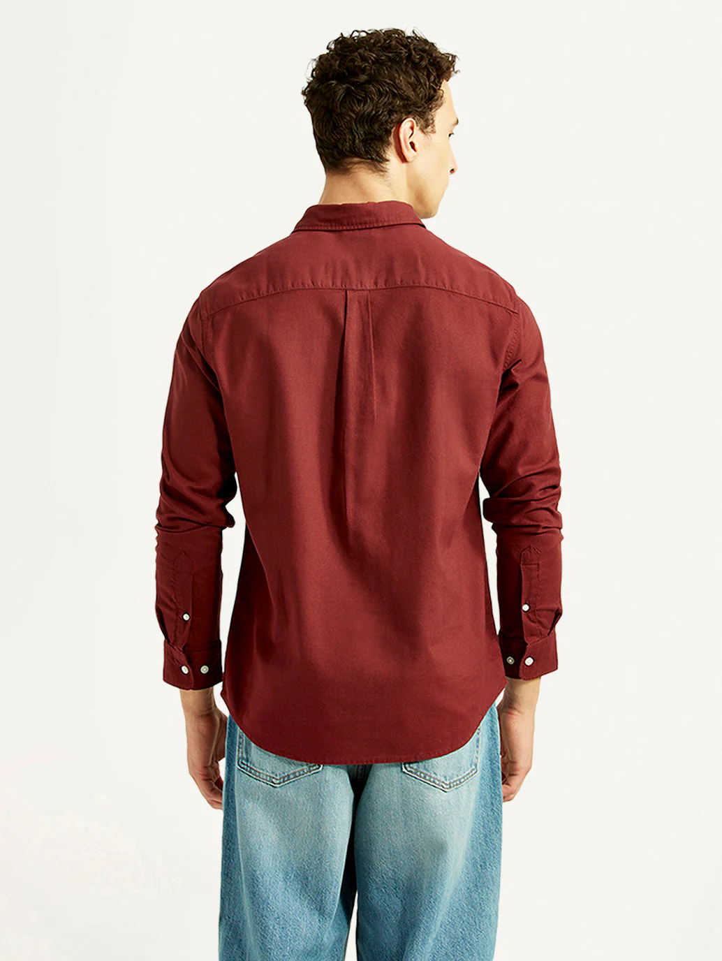 Men's Solid Maroon Slim Fit Oxford Shirt - Image 3