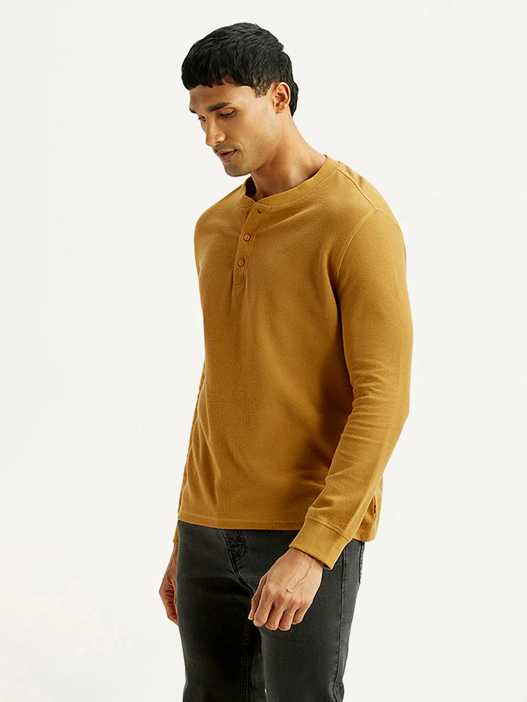 Men's Solid Mustard Henley Neck T-shirt - Image 4