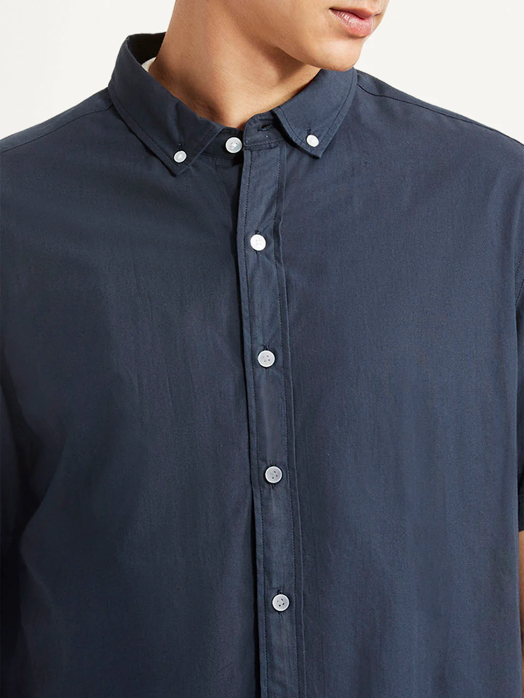 Men's Solid Navy Slim Fit Poplin Shirt - Image 4