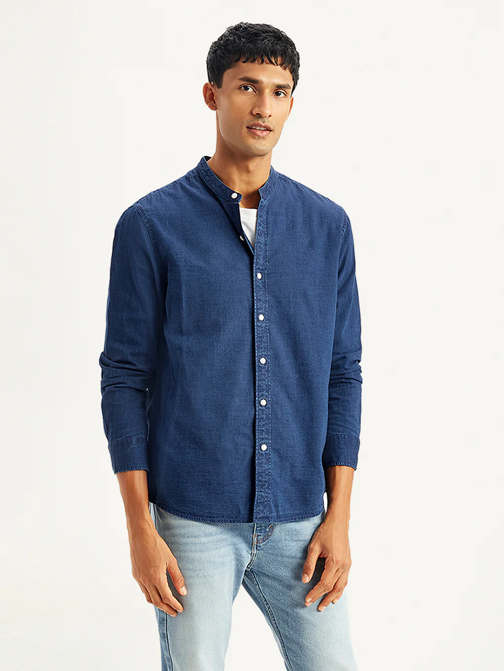 Men's Solid Slim Fit Shirt - Image 2