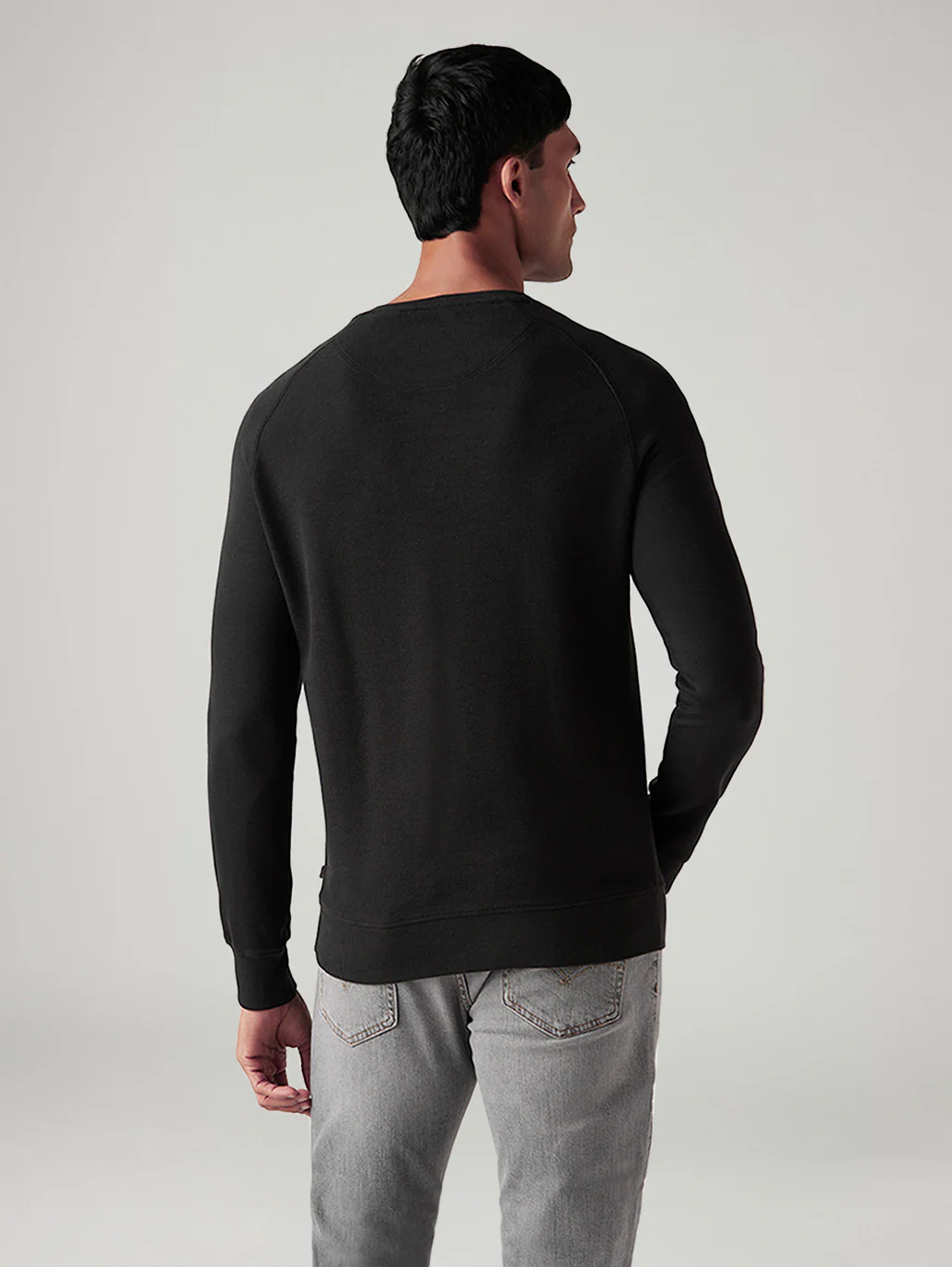 Men's Solid Regular Fit T-Shirt - Image 3