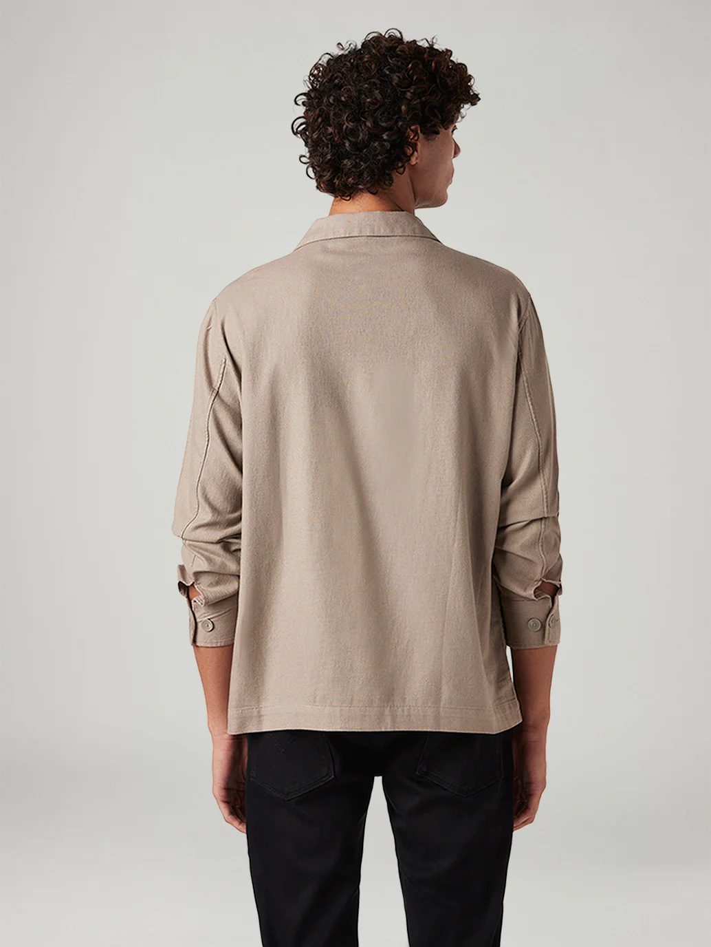 Men's Solid Relaxed Fit Linen Shirt - Image 3