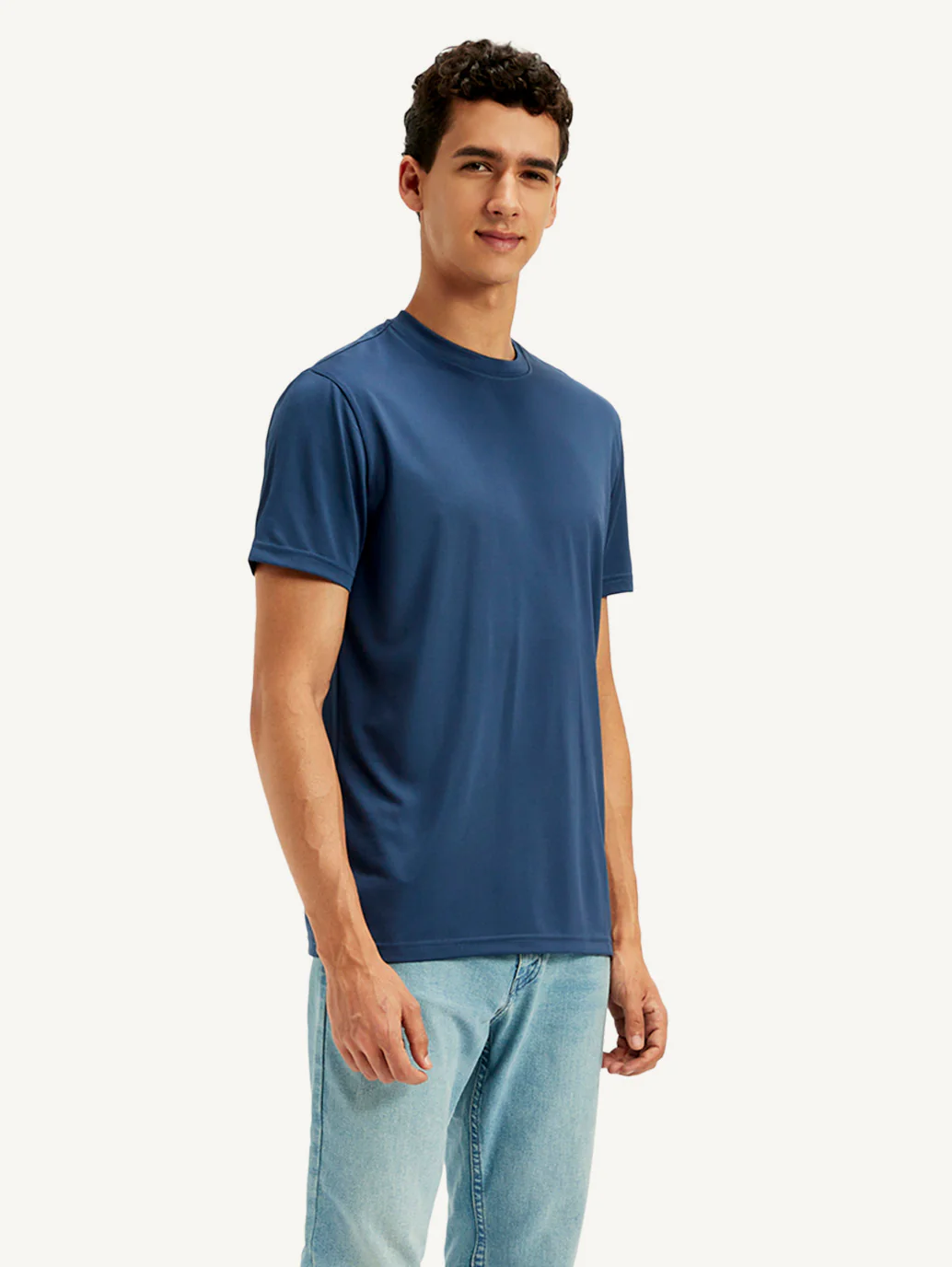 Men's Solid Round Neck T-Shirt - Image 5