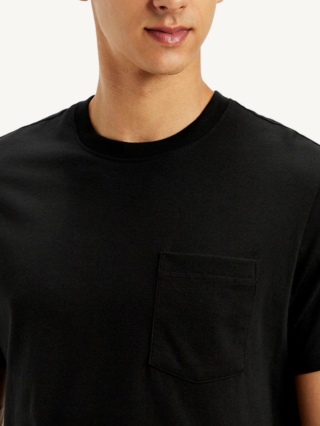 Men's Solid Round Neck T-Shirt - Image 4