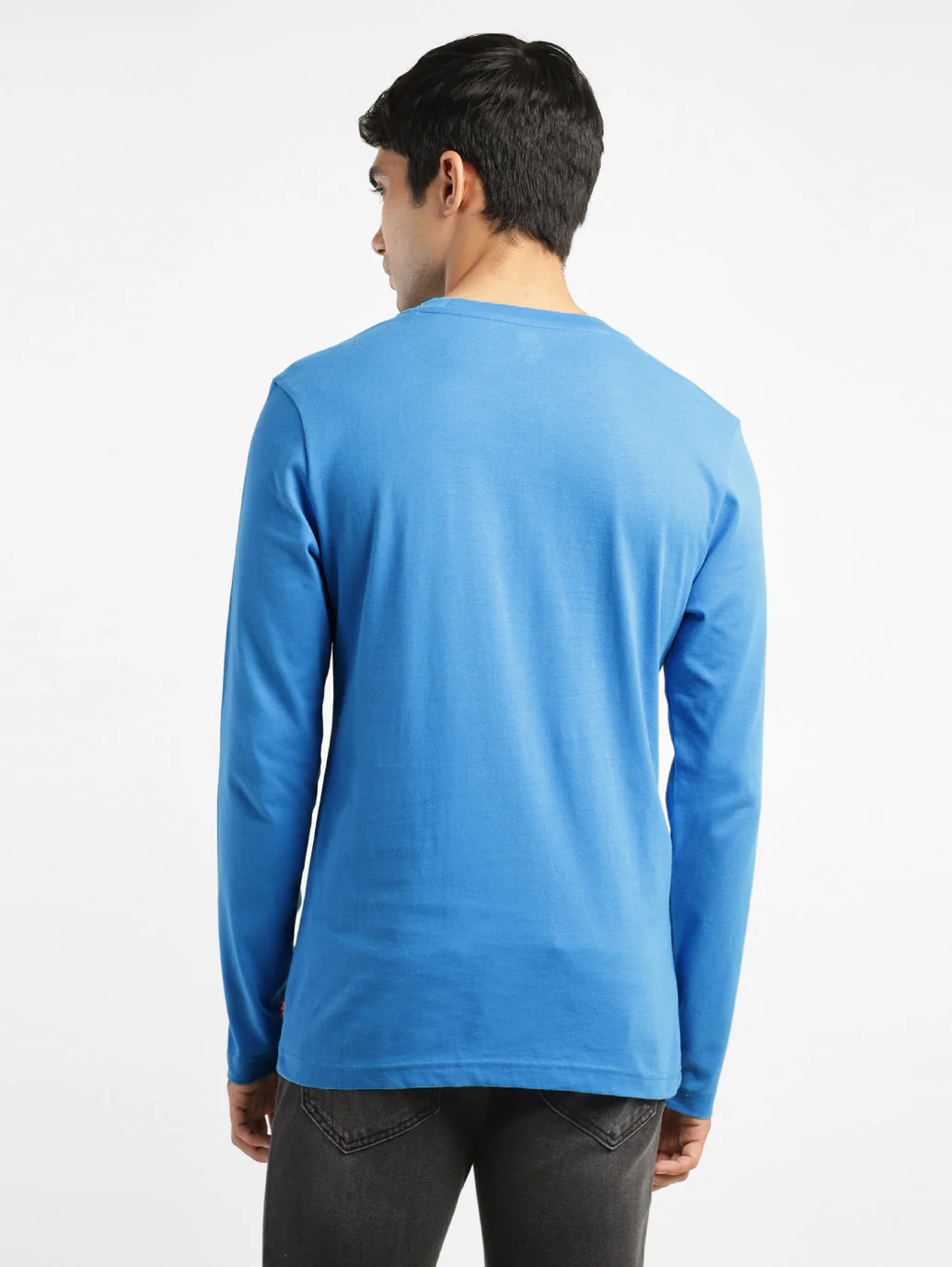 Men's Solid Round Neck T-shirt - Image 3