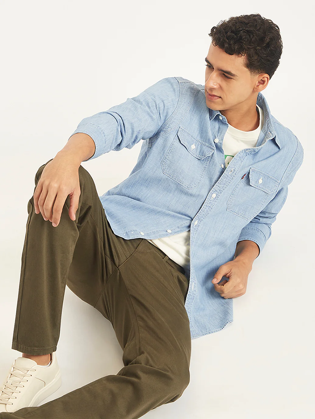 Men's Solid Slim Fit Denim Shirt - Image 2