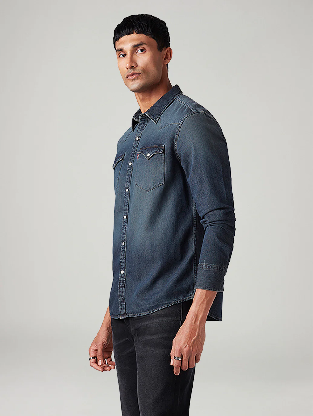 Men's Solid Slim Fit Denim Shirt - Image 5