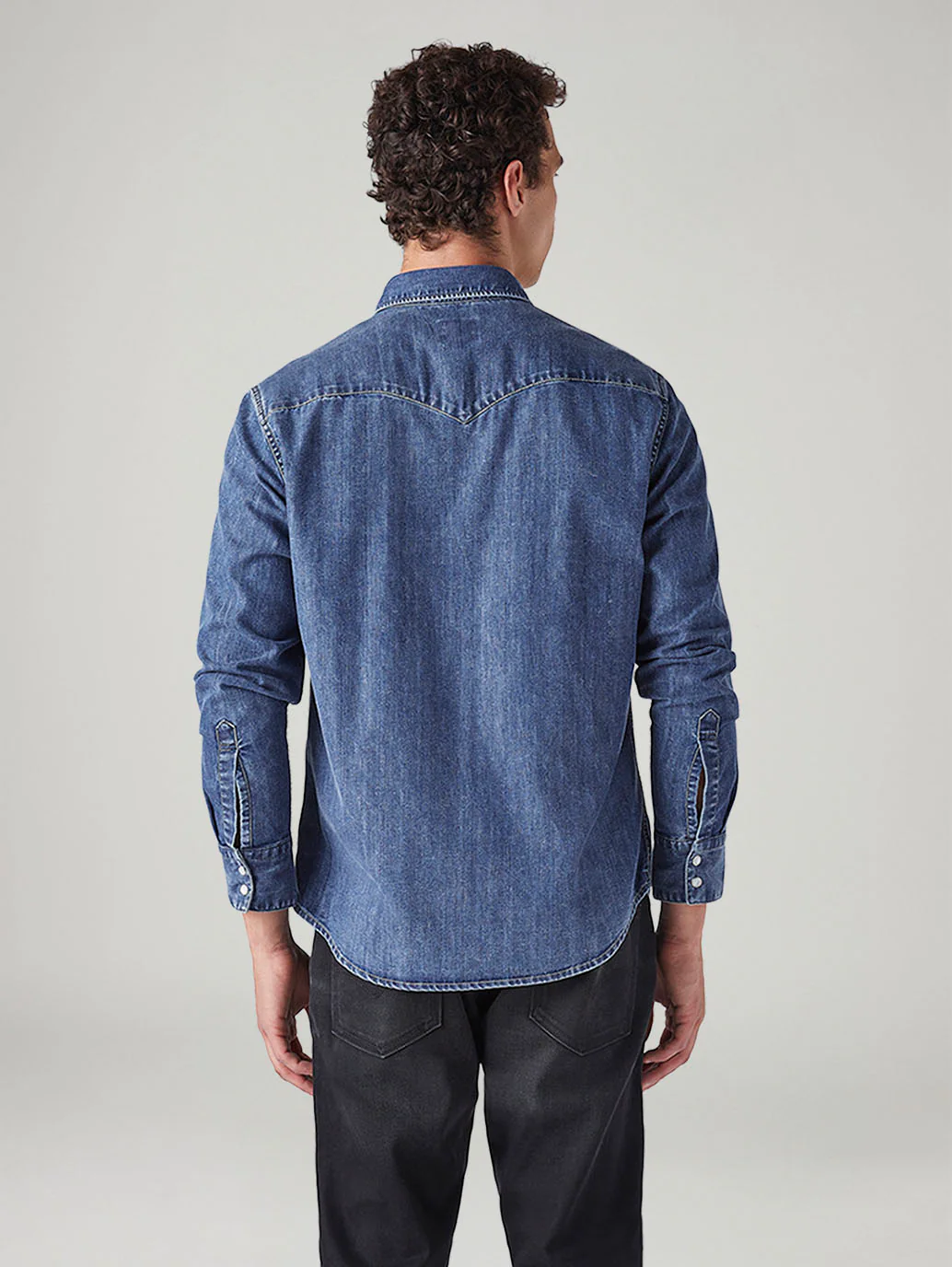 Men's Solid Slim Fit Denim Shirt - Image 3