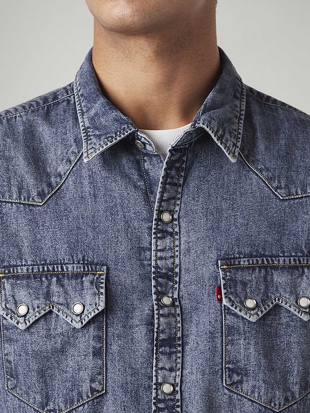 Men's Solid Slim Fit Denim Shirt - Image 4