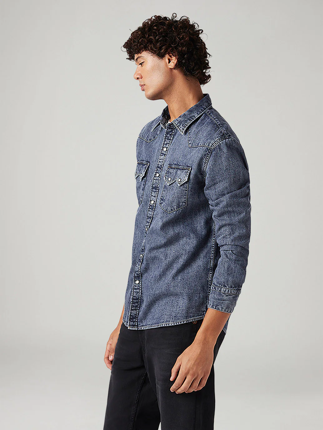 Men's Solid Slim Fit Denim Shirt - Image 5