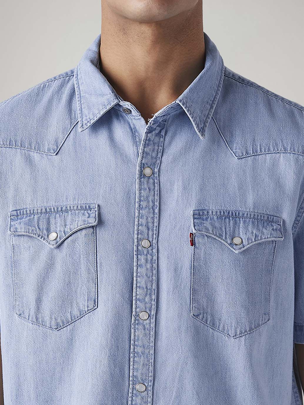 Men's Solid Slim Fit Denim Shirt - Image 4