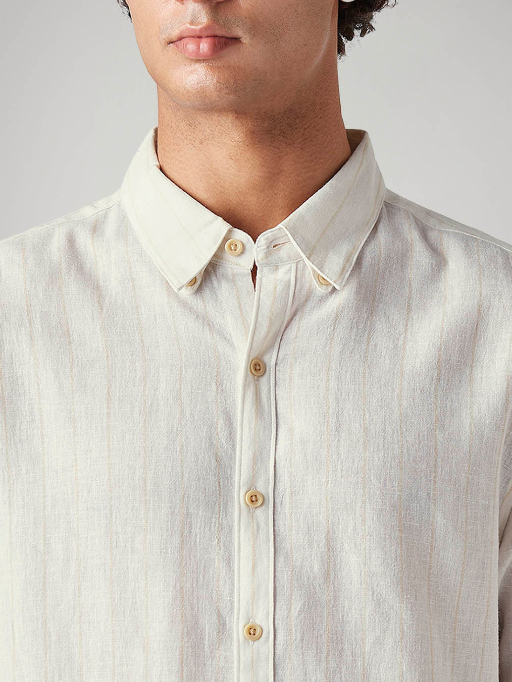 Men's Solid Slim Fit Linen Shirt - Image 4
