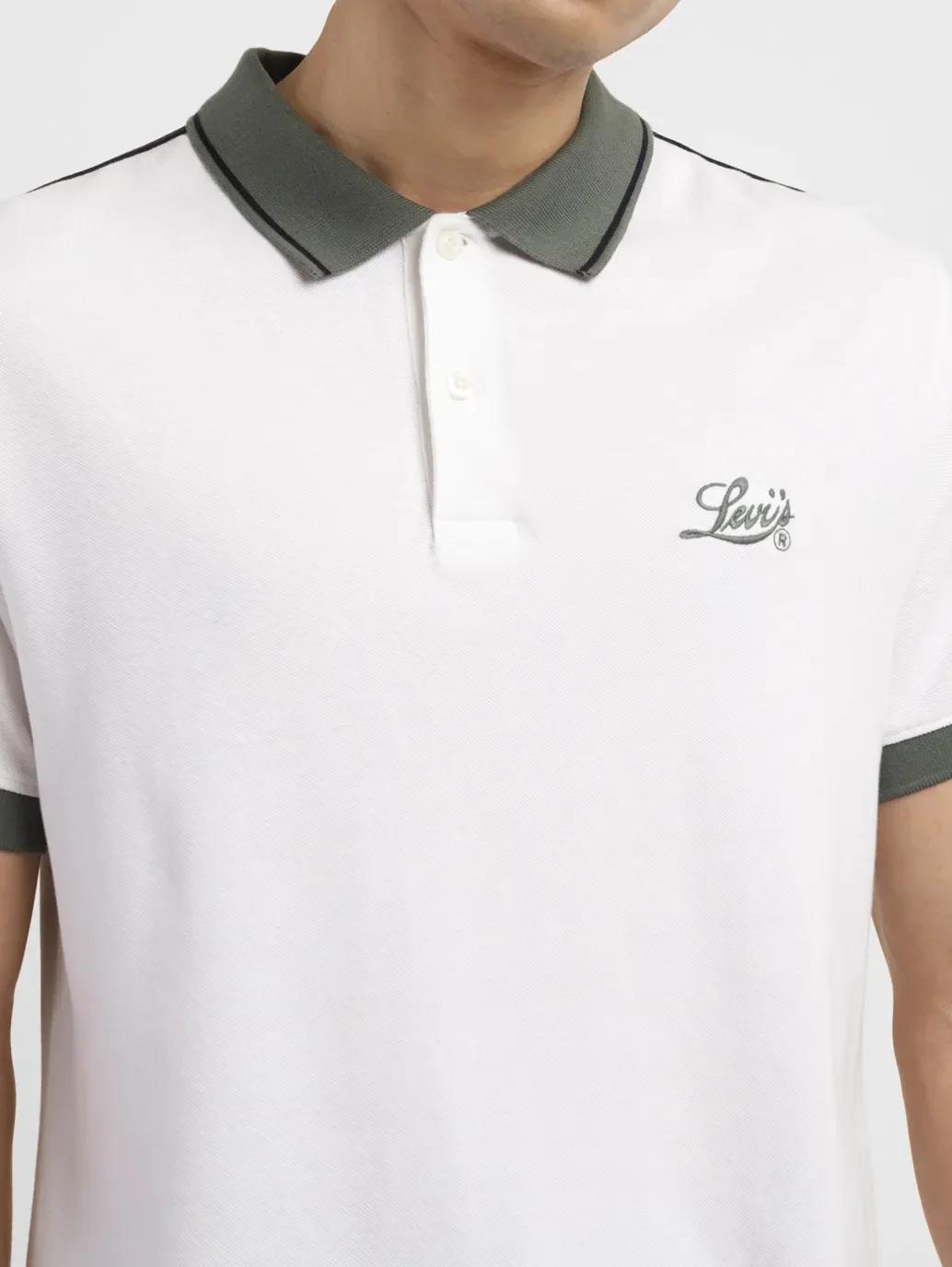 Men's Solid Slim Fit Polo T-shirt - Image 5