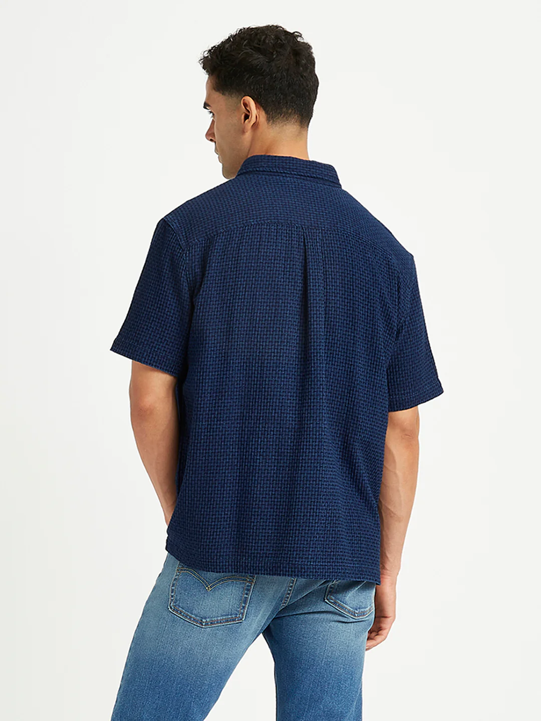 Men's Solid Slim Fit Shirt - Image 2