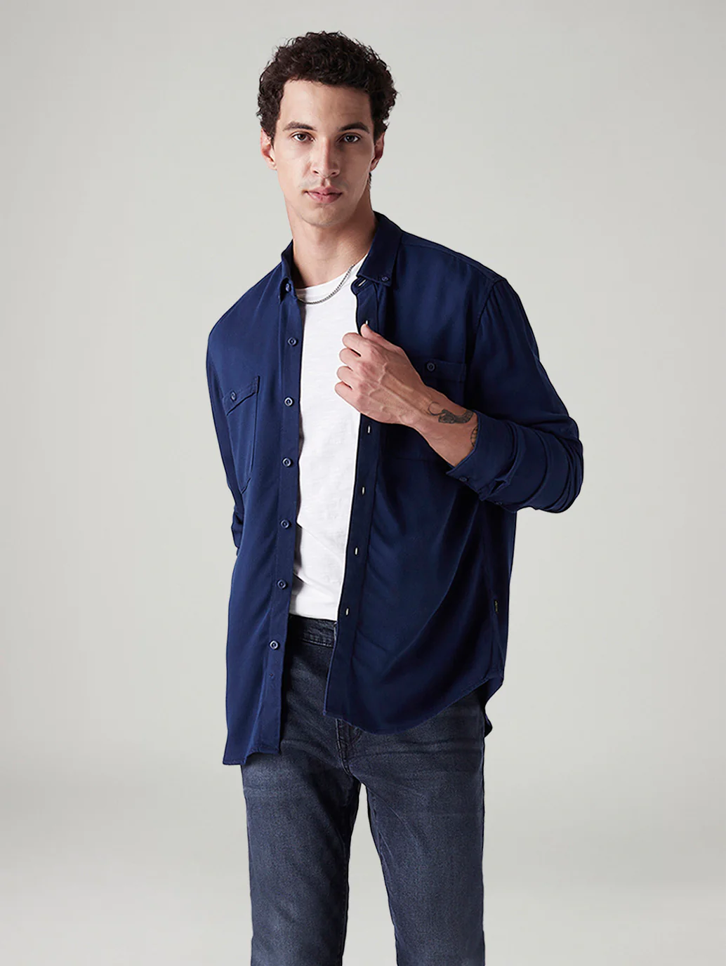 Men's Solid Slim Fit Shirt