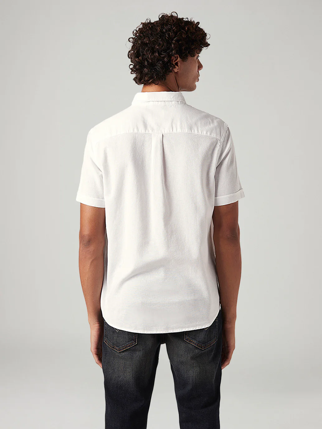 Men's Solid Slim Fit Oxford Shirt - Image 2