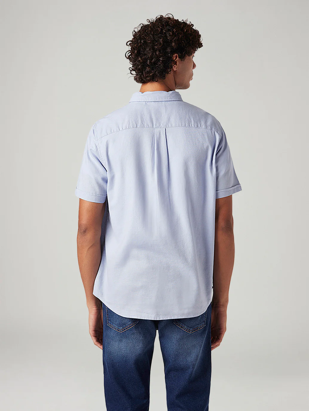 Men's Solid Slim Fit Oxford Shirt - Image 3