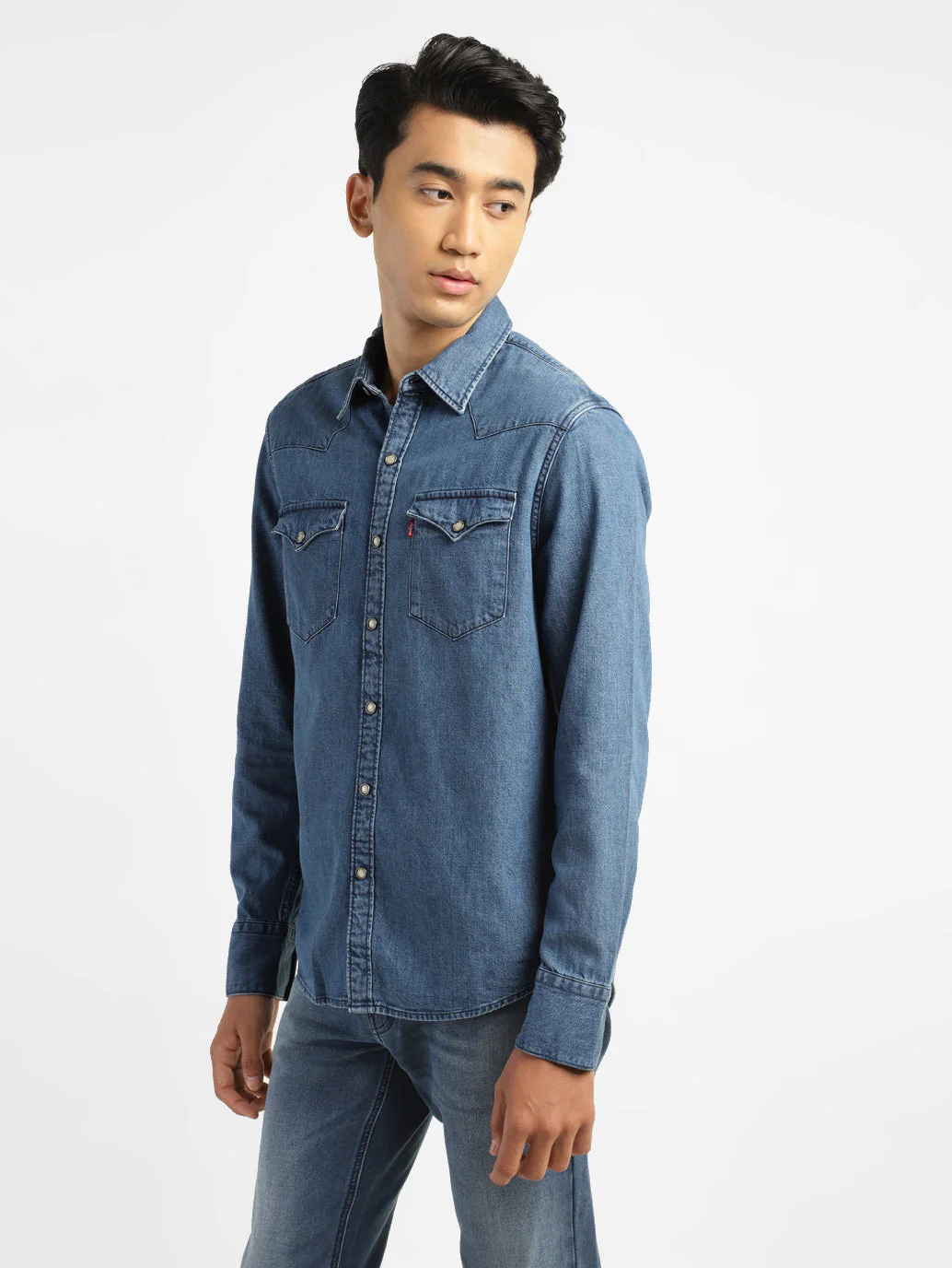 Men's Solid Slim Fit Shirt - Image 4