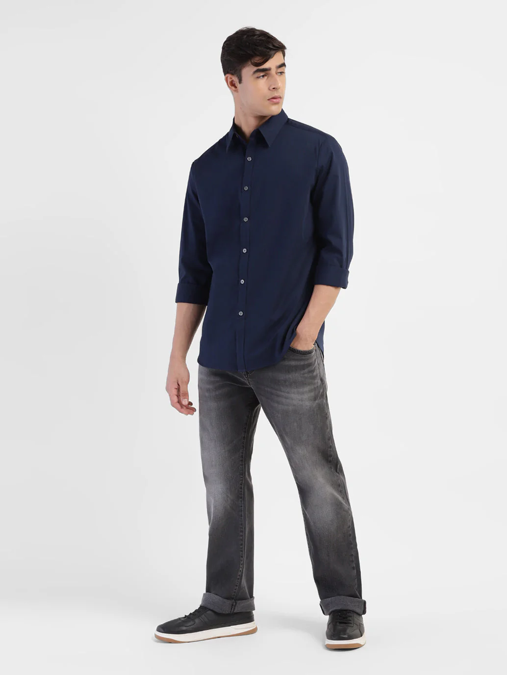 Men's Solid Spread Collar Shirt