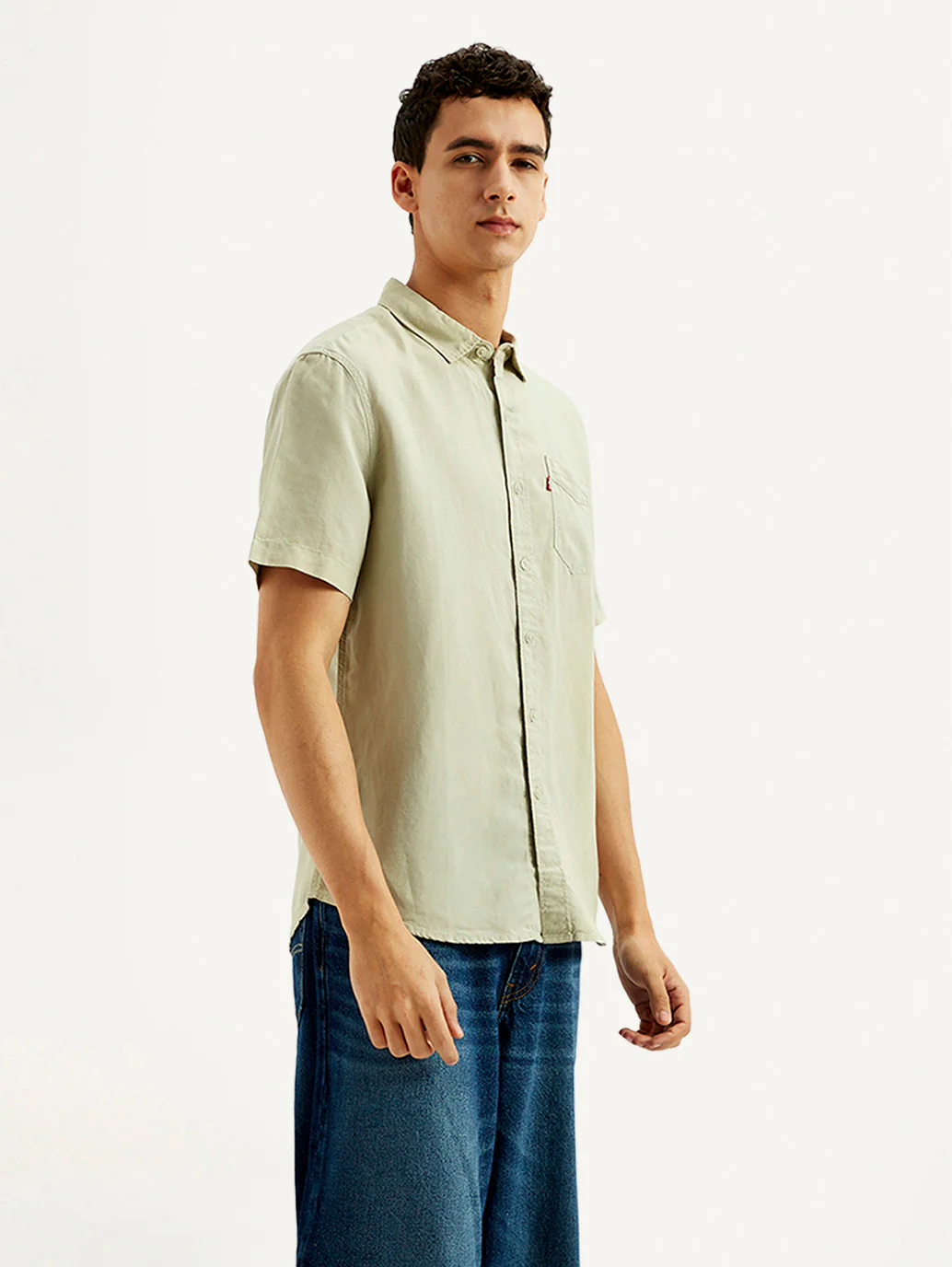 Men's Solid Slim Fit Linen Shirt - Image 4