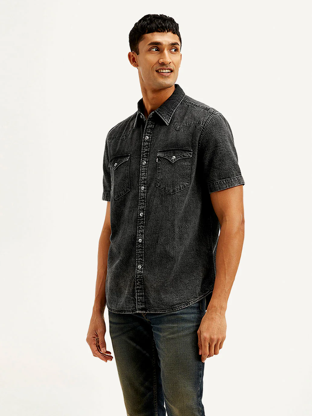 Men's Solid Slim Fit Shirt - Image 5