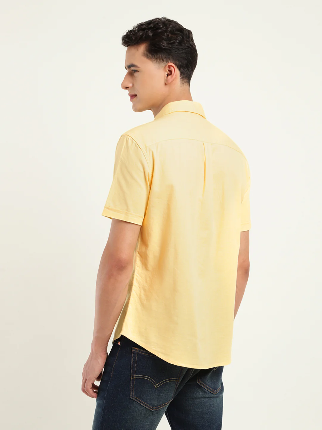 Men's Solid Slim Fit Shirt - Image 3