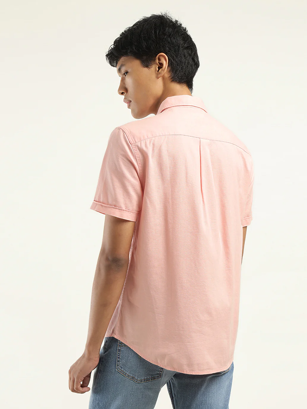 Men's Solid Slim Fit Shirt - Image 2