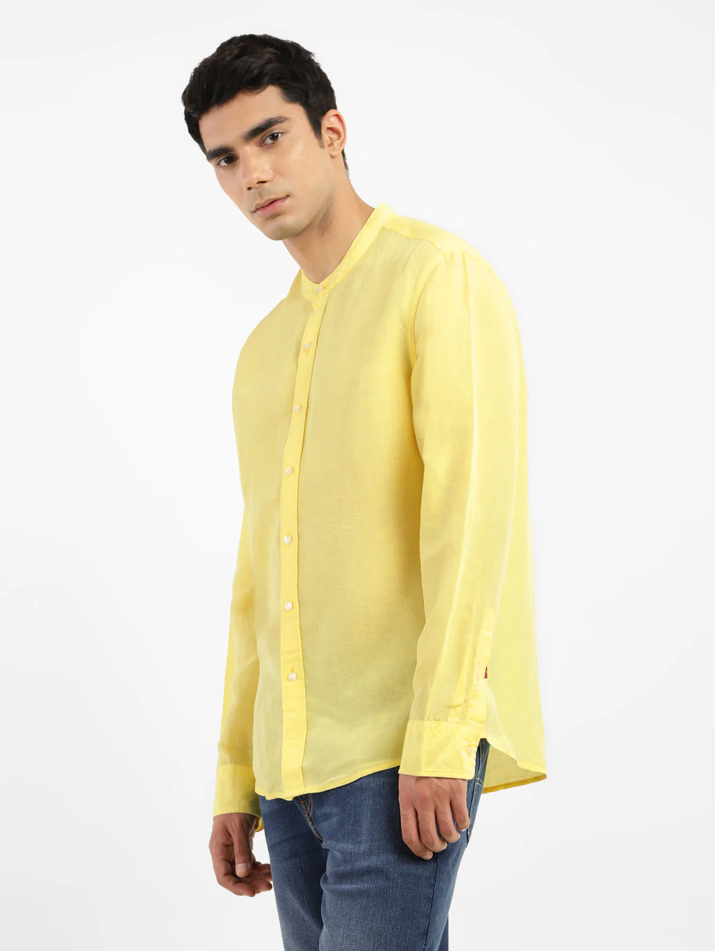 Men's Solid Slim Fit Shirt - Image 3