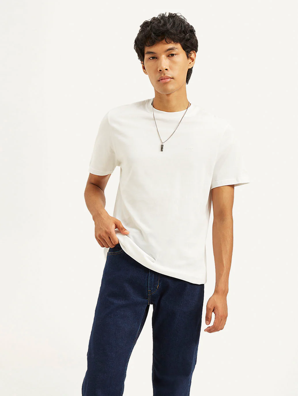Men's Solid Slim Fit T-shirt - Image 2
