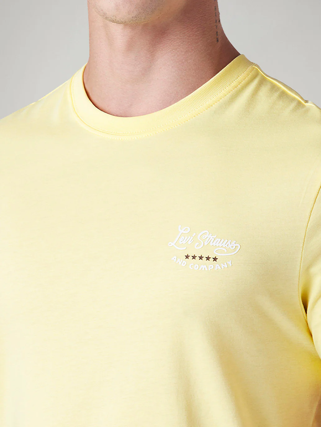Men's Solid Slim Fit T-Shirt - Image 4
