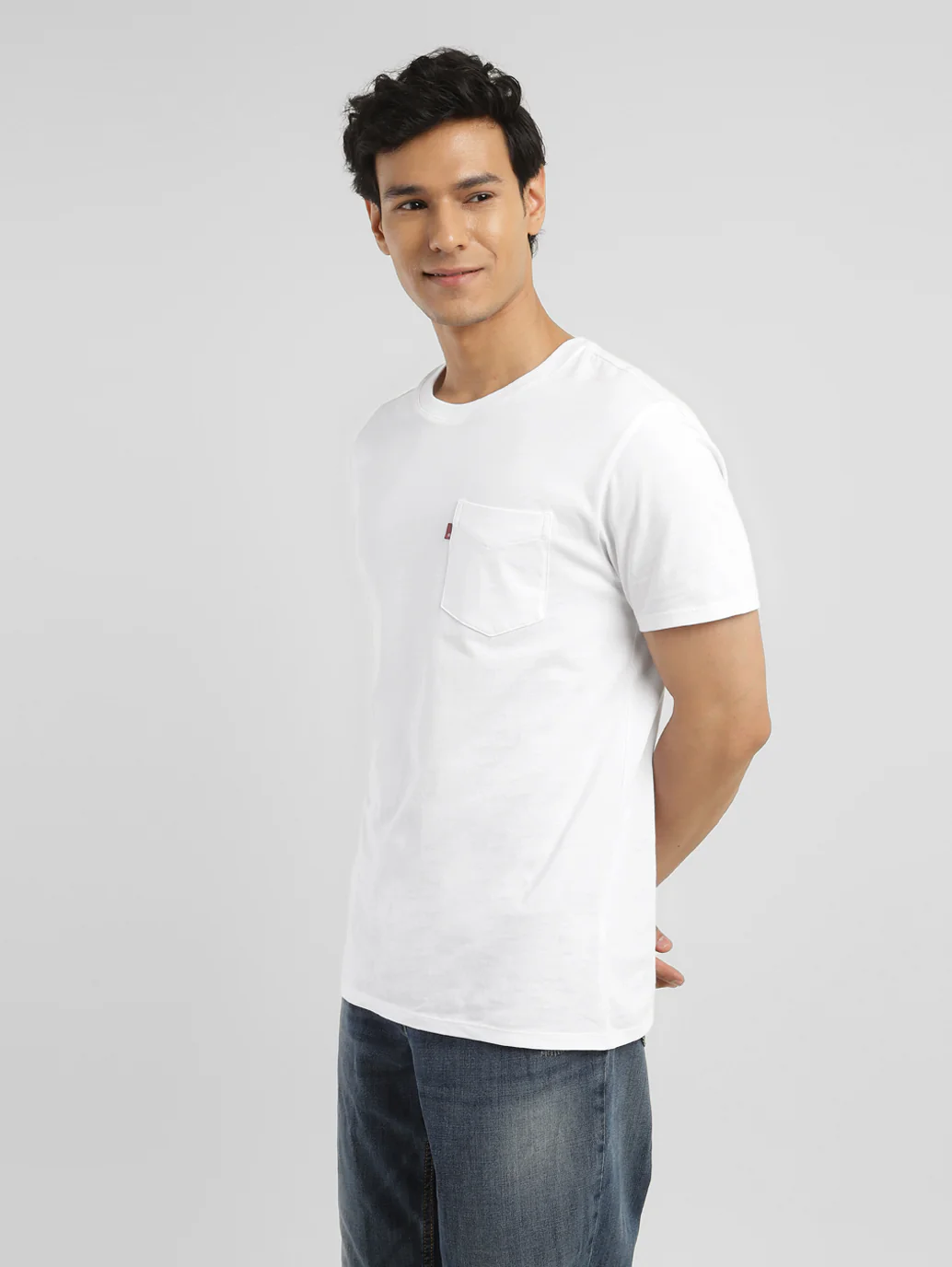 Men's Solid Slim Fit T-Shirt - Image 4