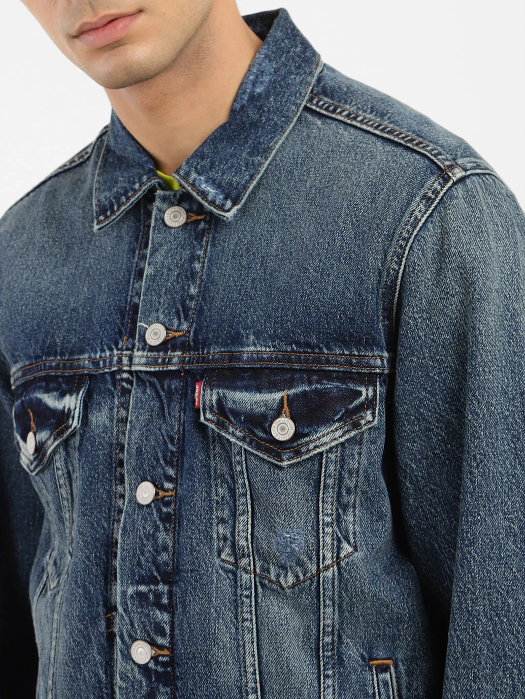 Men's Solid Spread Collar Denim Jacket - Image 5